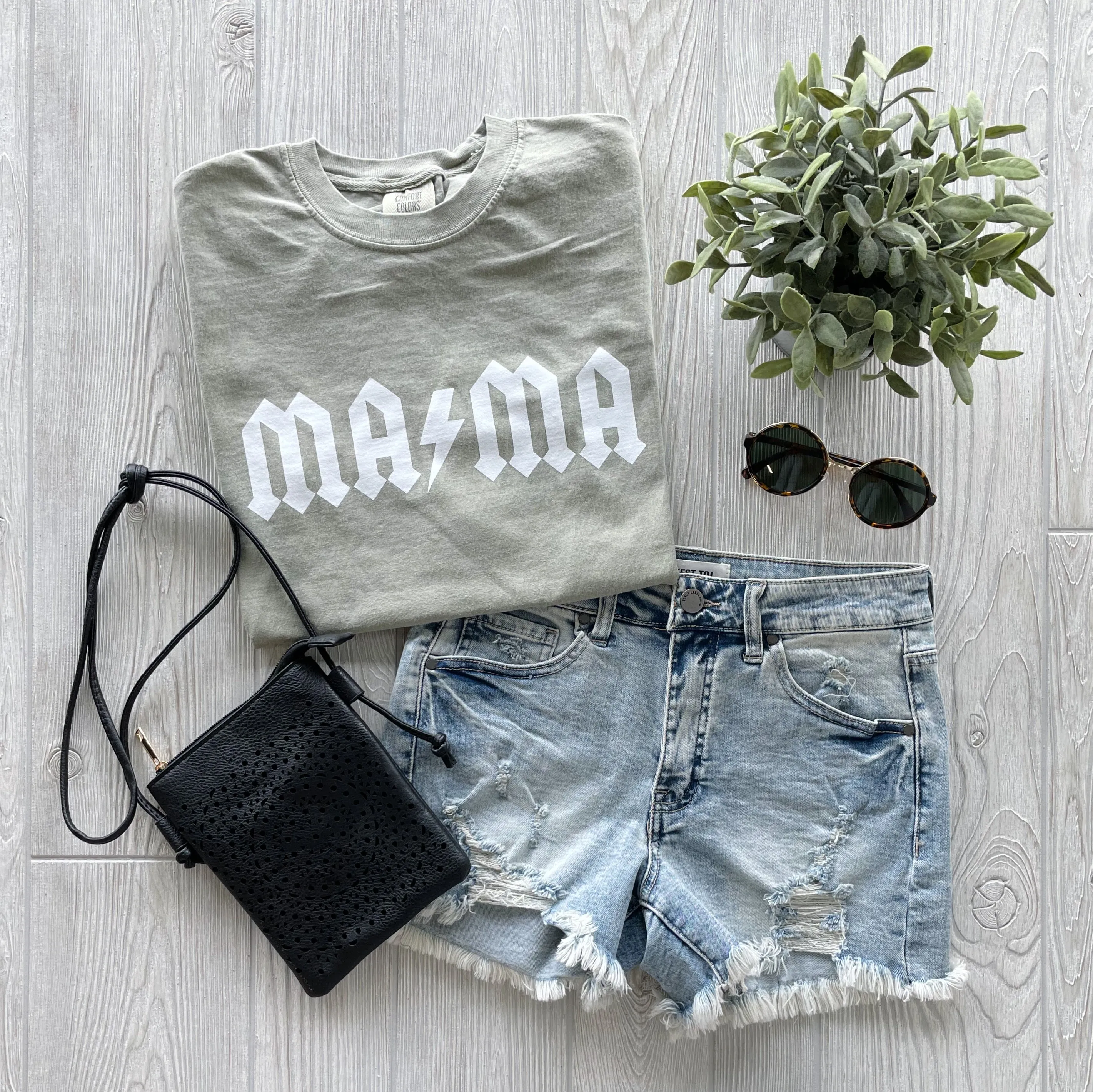 MAMA Rocker • Stone Tee