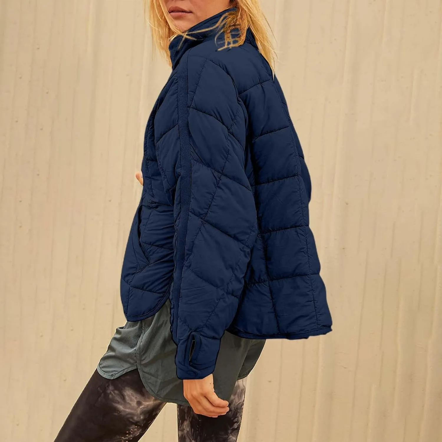 Women's Lightweight Oversized Long Sleeve Zip Waterproof Packable Puffer Jacket Warm Short down Coat with Pockets